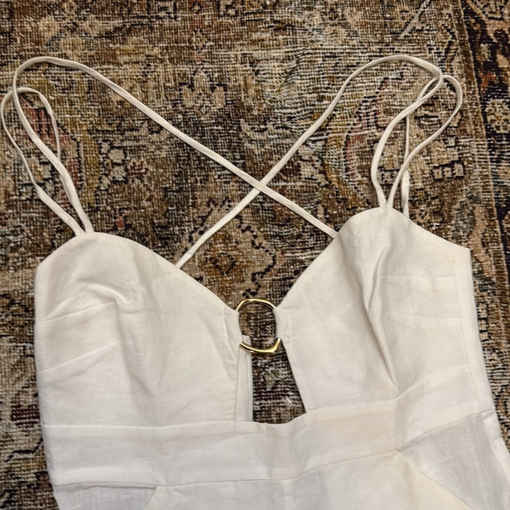 White Sleeveless Ring-Front Jumpsuit - Picture 3 of 8